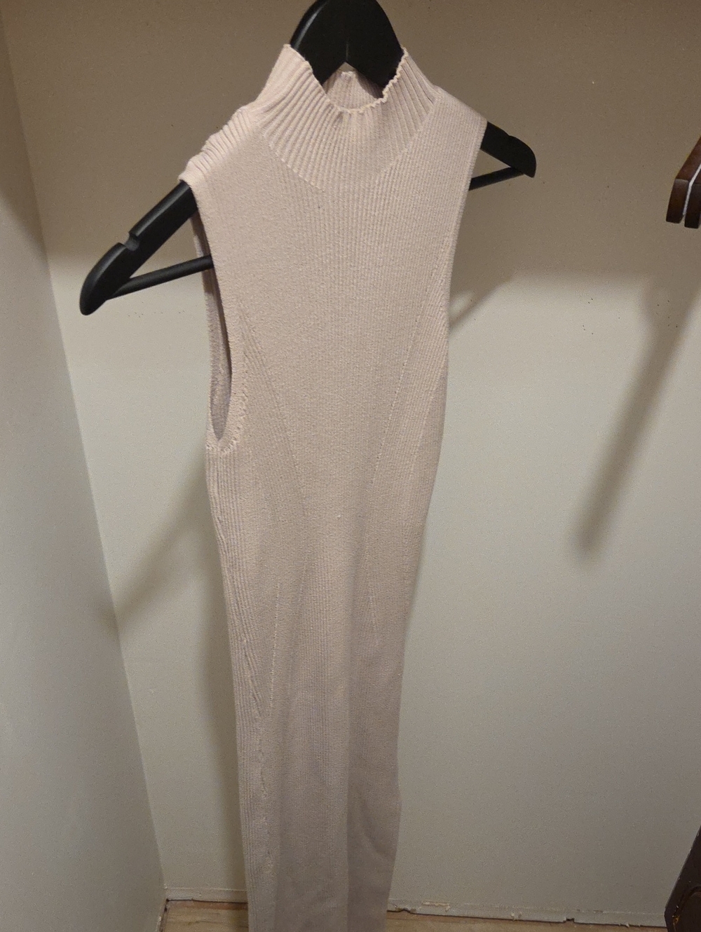 Dynamite Ribbed Sleeveless Maxi Dress in cream Size Small